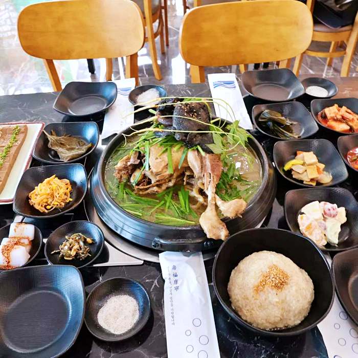 생생정보 강화도 동막 해변 15년 전통 능이백숙 맛집