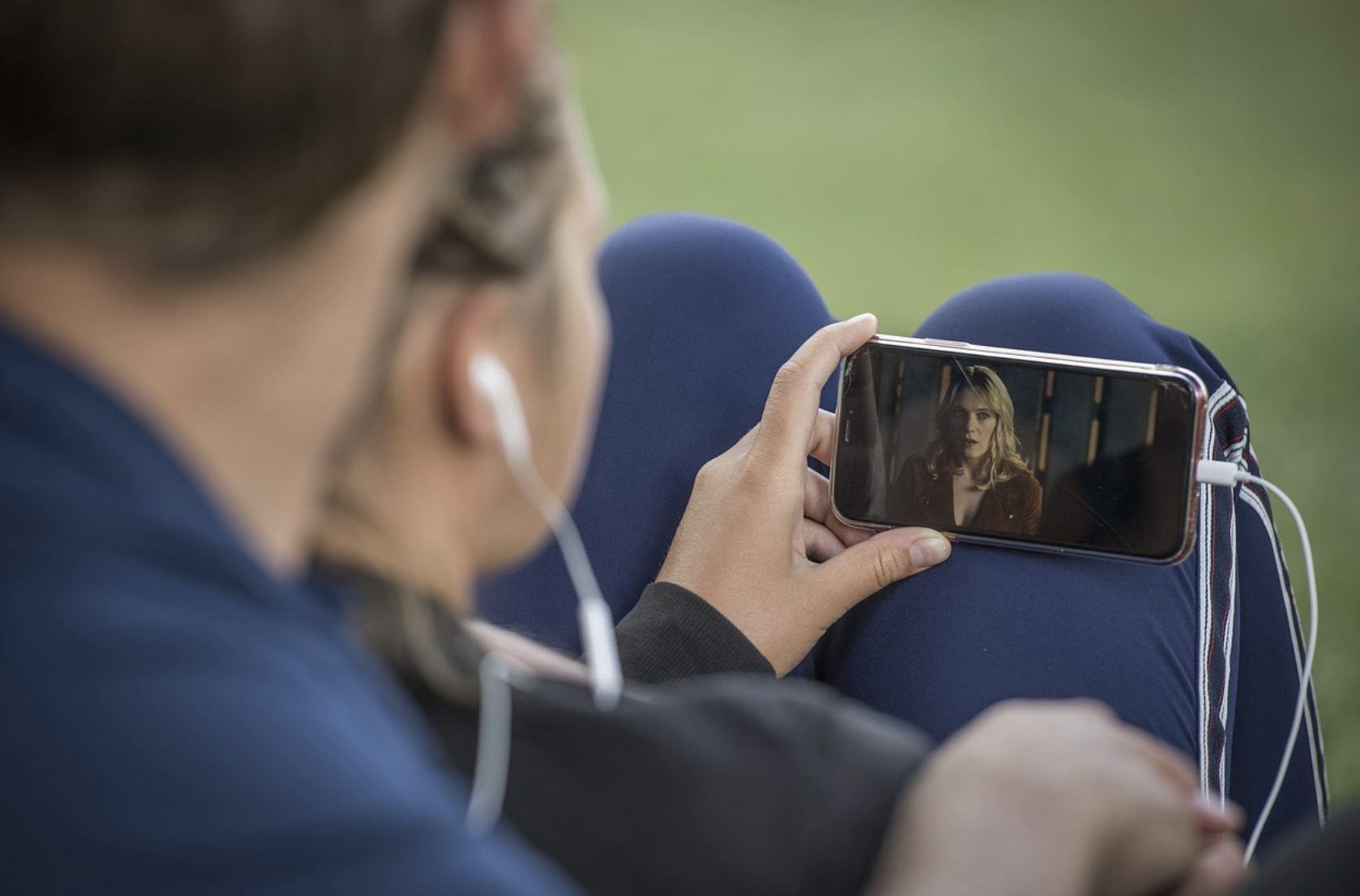 하루 동안 스마트폰 없이 살아본다면 생기는 일