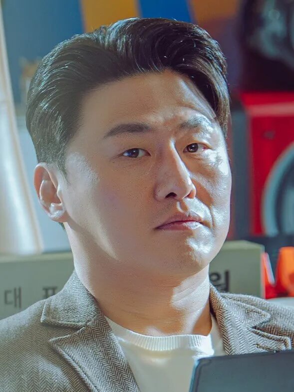 드라마 금쪽같은 내스타의 주인공 강두원역의 오대환배우의 대표 홍보 메인포스터입니다.