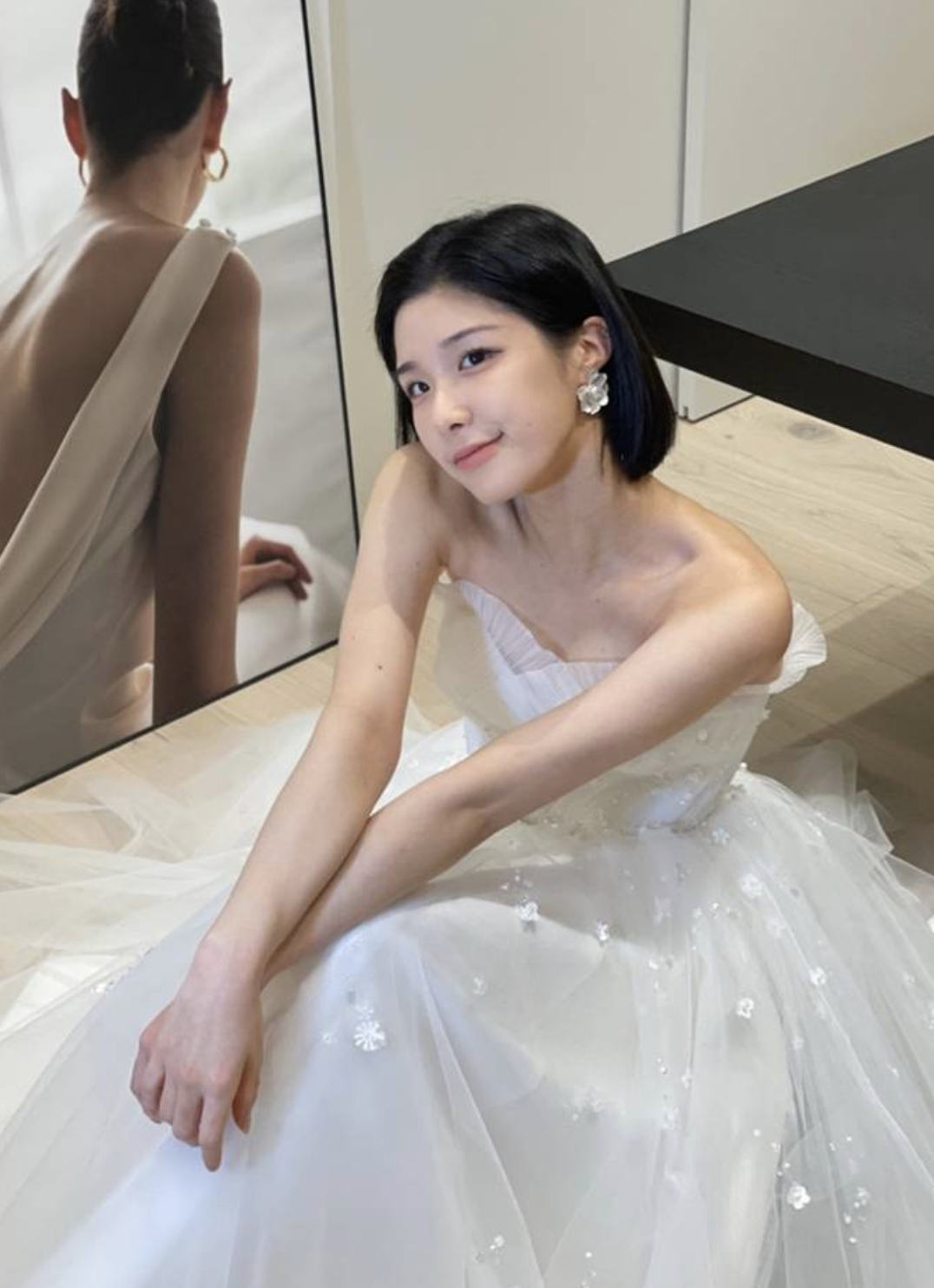 표바하 드레스 외모