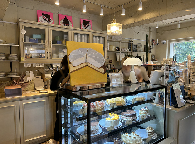 앨리스-케이커리-내부2