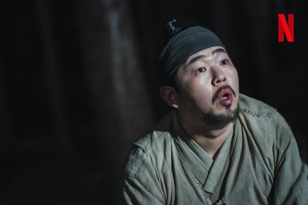 넷플릭스 드라마 닭강정 정보 몇부작 공개시간 출연진 1 2화 줄거리