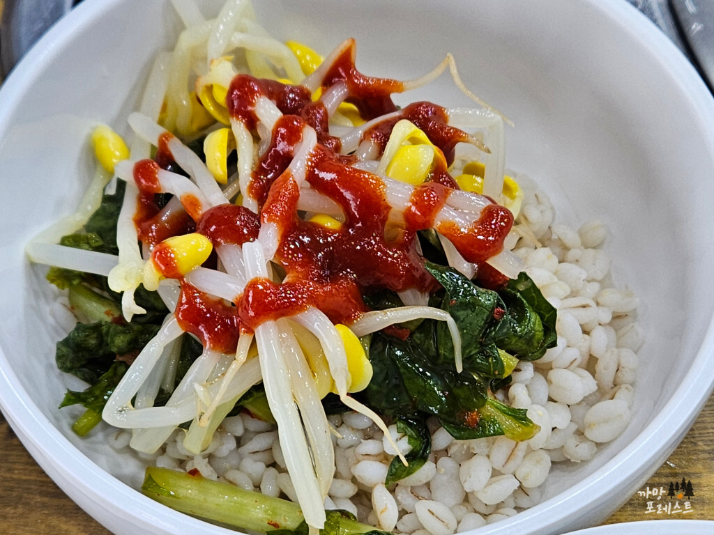 백청우 칼국수 봉담점 보리밥