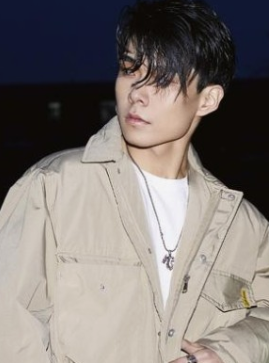 프라다 엠버서더의 저주?