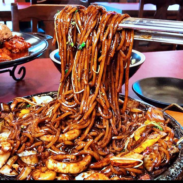 생방송오늘저녁 돌짜장 복권 로또 1등 당첨 황금손 주인장의 뜨거운 돌짬뽕 매운 갈비찜 부산 맛집 추천