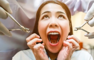 이빨 흔들리는 꿈