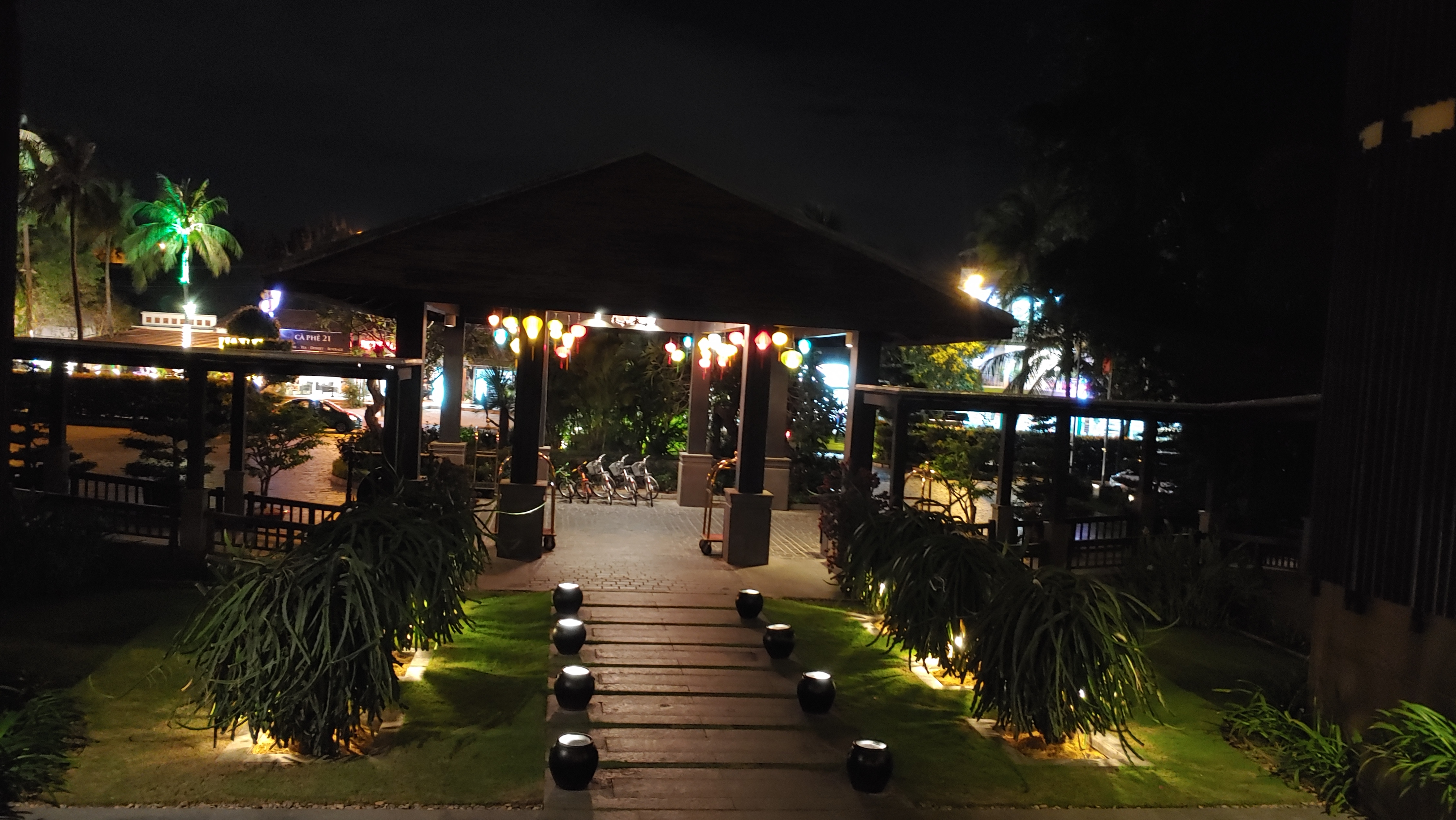 아난타라 무이네 리조트의 야경