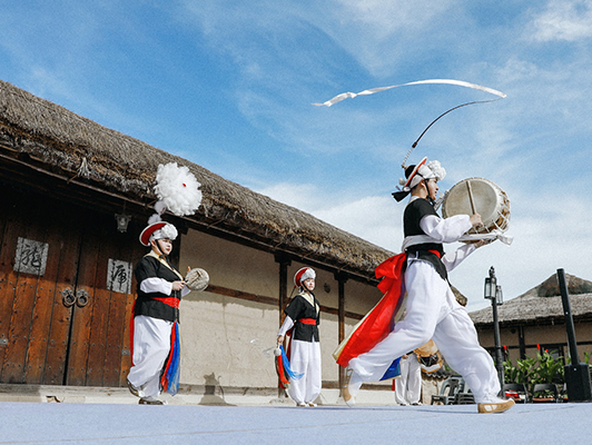 2025 영주 무섬 외나무다리 축제 — 물 위에서 즐기는 전통과 감성의 가을 축제