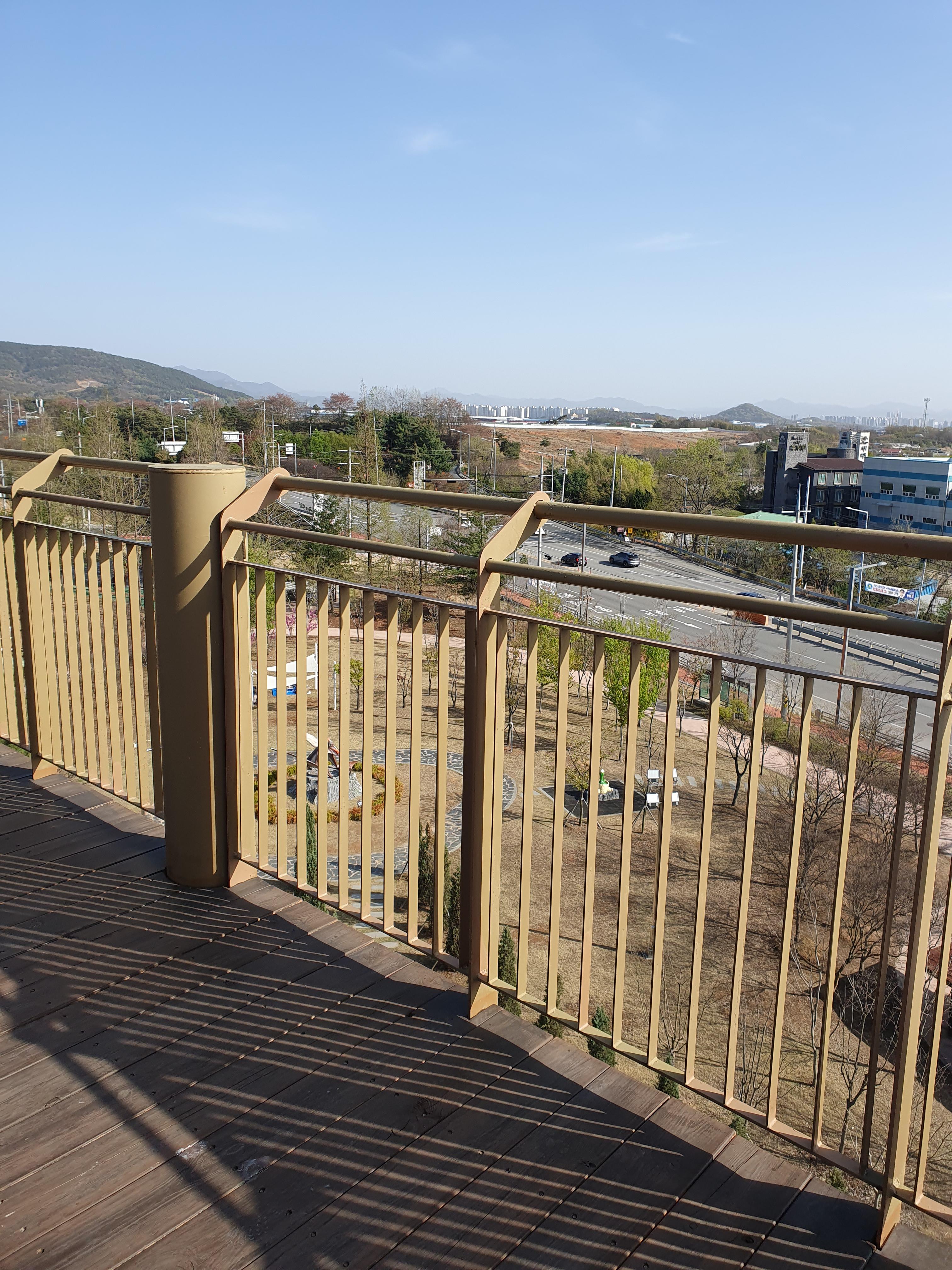 브라키오 사우르스 키와 똑같은 전망대 높이2