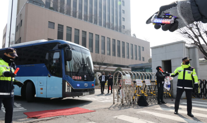 서울서부지법 난동 사태 첫 공판, 그 결과는?