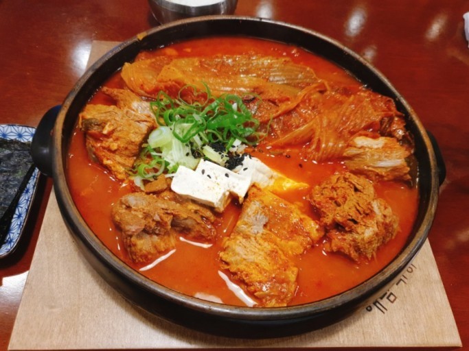 해남식당 대표 메뉴인 김치찜