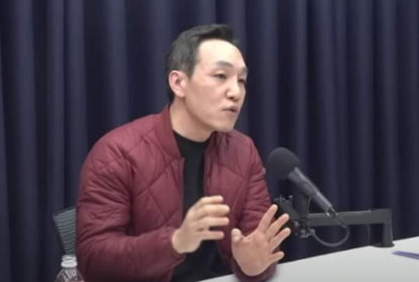 김민수 대변인 창업 교수 경력
