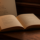 『서랍에 저녁을 넣어 두었다』 &ndash; 한강&amp;#44; 고독과 삶을 담은 첫 시집