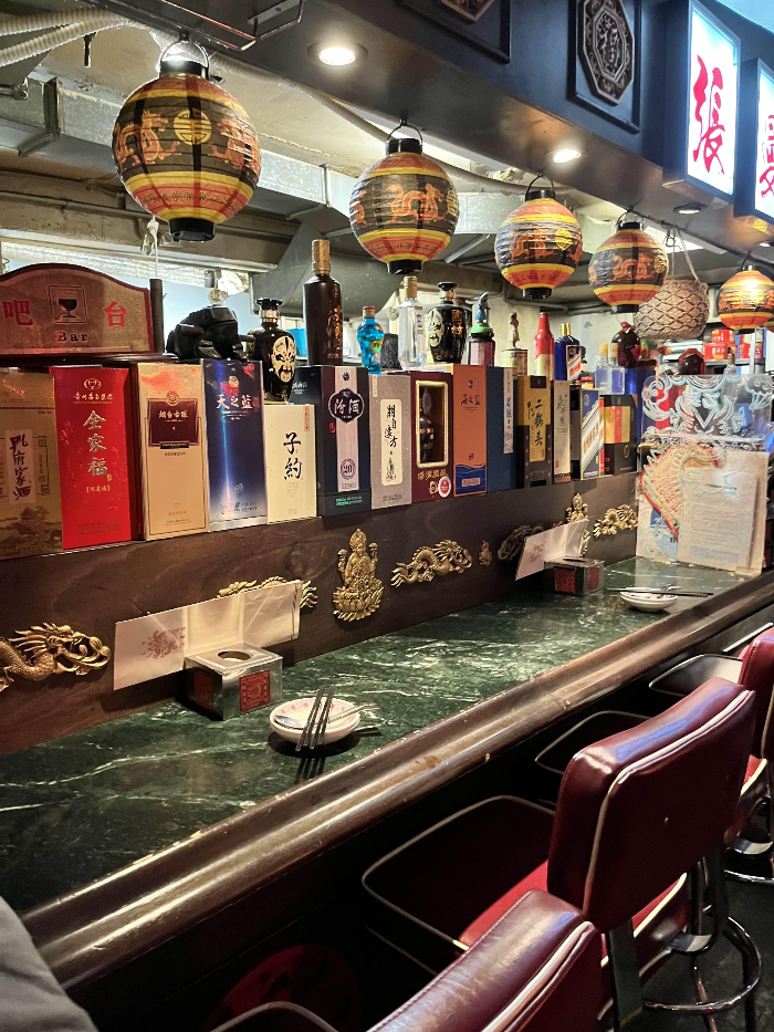 을지 장만옥 내부 바 자리의 모습