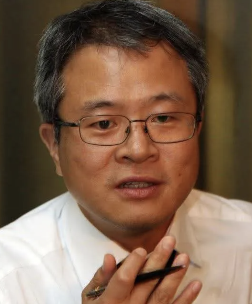 신우석 성추행 가해자 지목