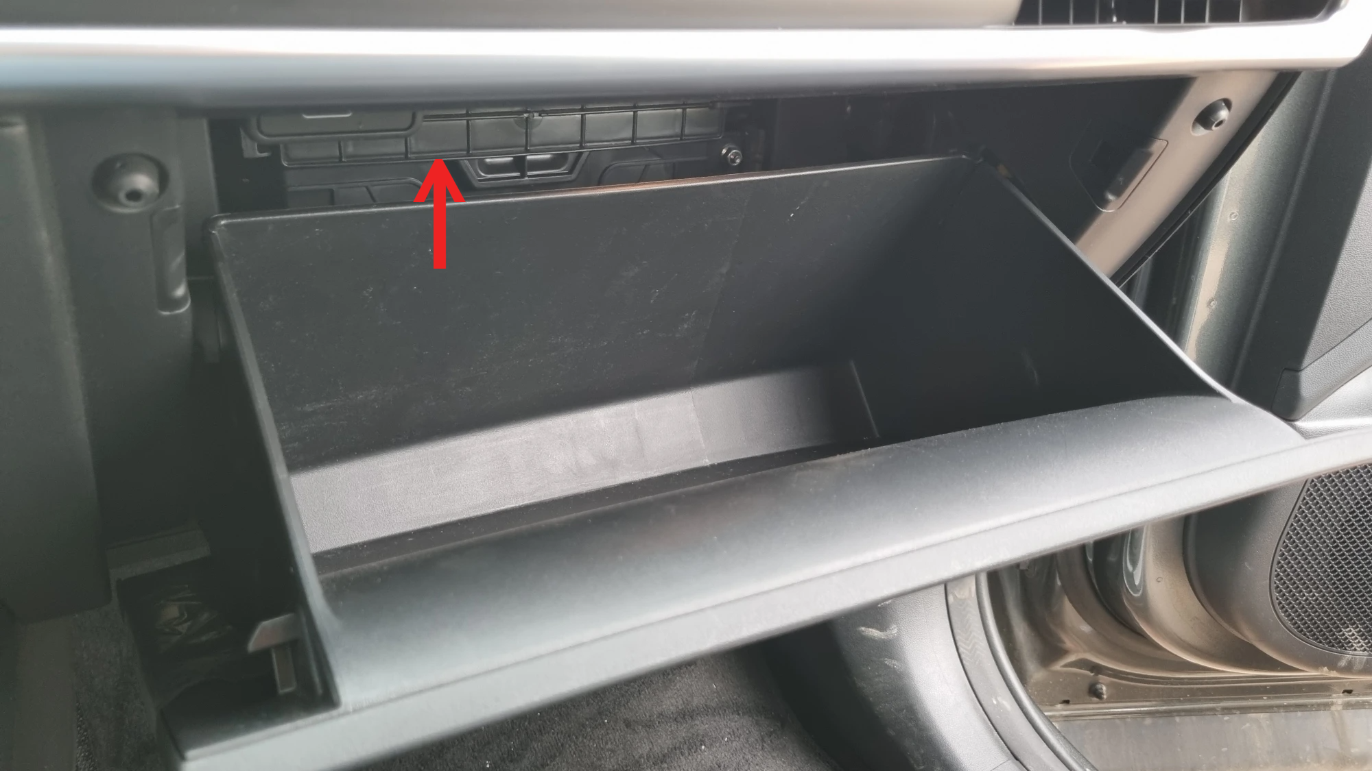 투싼 실내공기필터 위치