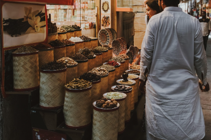 AI 기반 재고 관리로 달라진 시장 상인의 하루