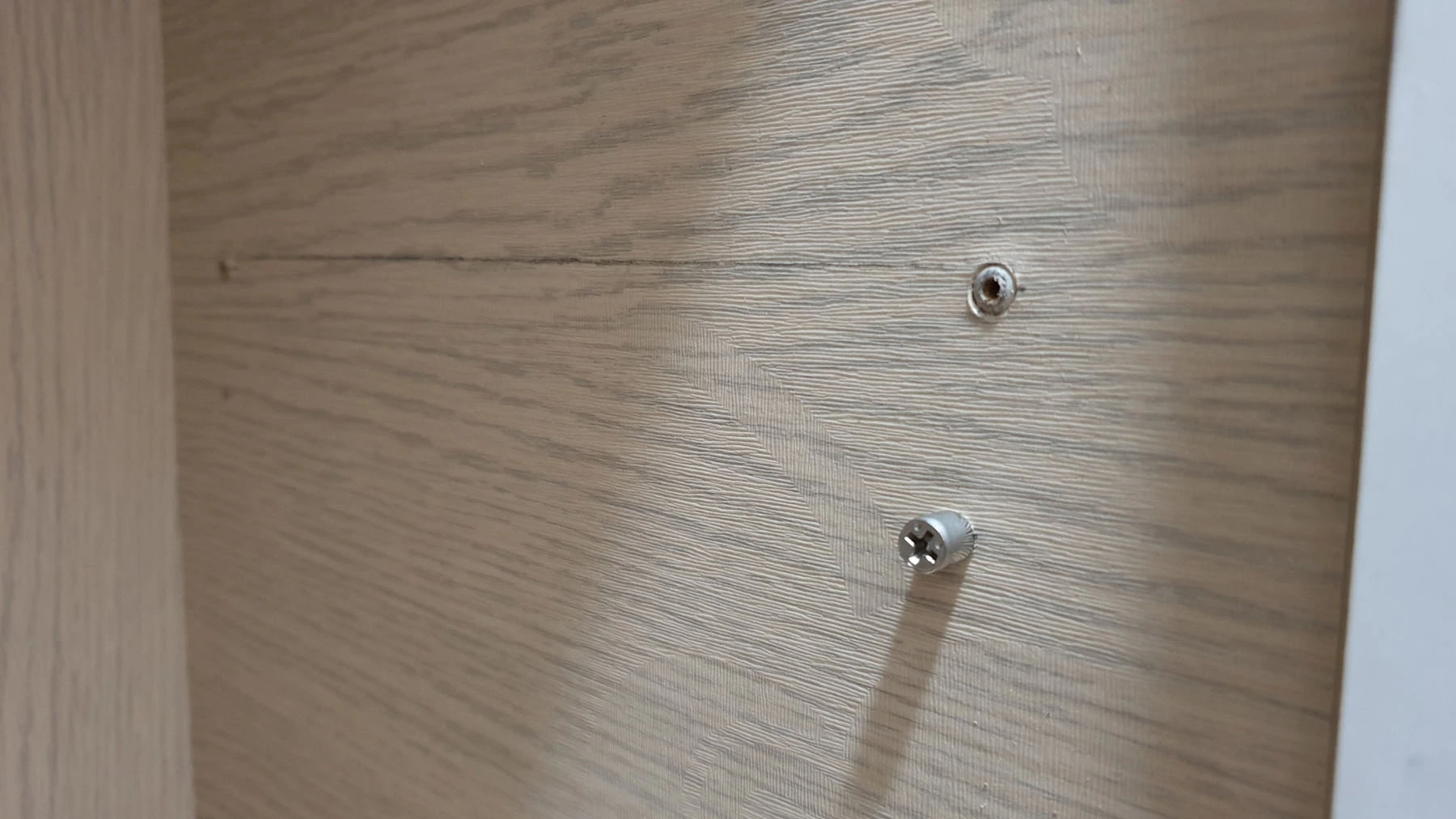 다보 볼트 위치 바꾼 모습