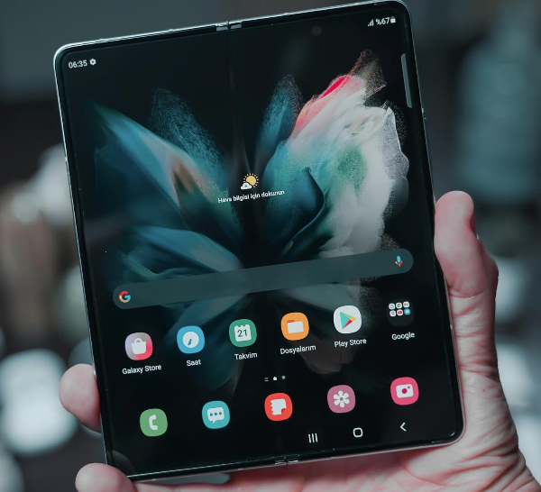 삼성전자-갤럭시-폴드