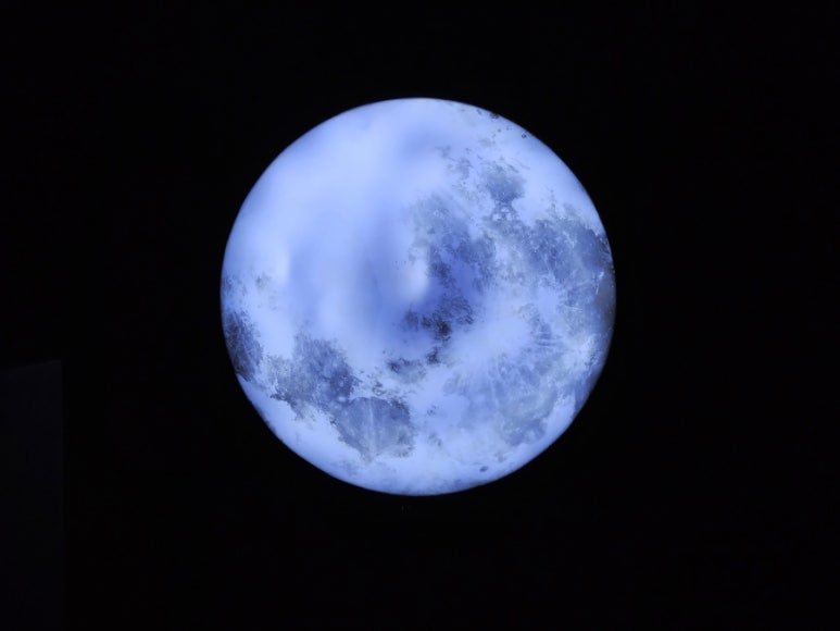 MOON포토존