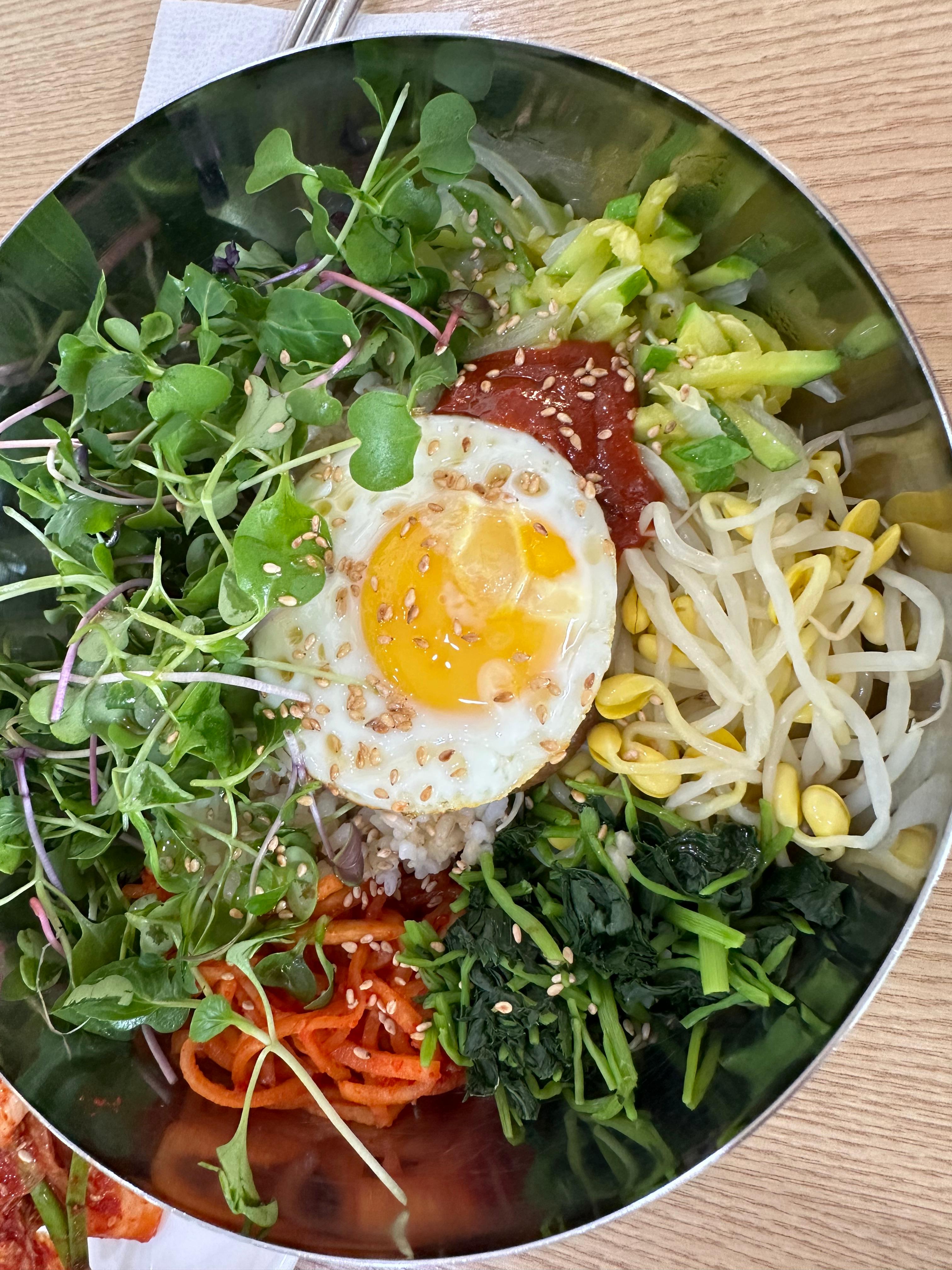 님들 팥 칼국수 먹어 봄?(진한 팥죽에 쫄깃한 칼국수면, 단맛 적음, 팥전문점 팥동동, 은평한옥마을 맛집, 팥칼국수, 팥죽, 보리밥 비빔밥, 서리태 콩국수, 눈꽃 팥빙수)