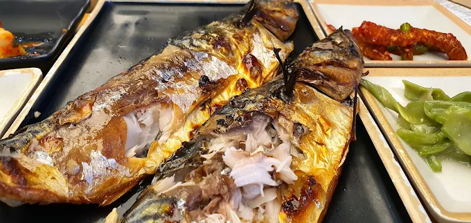 용인 수지 생선구이 '산으로간고등어'