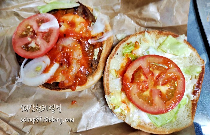 버거킹 통새우 와퍼 안쪽