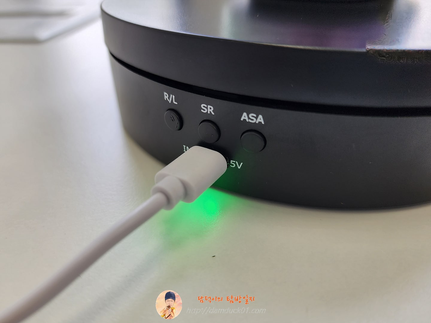 전동 회전 미러 디스플레이 스탠드&amp;#44; 360 도 턴테이블&amp;#44; 보석 거치대&amp;#44; USB 전원 공급 장치&amp;#44; 회전 촬영&amp;#44; 3 단계 속도