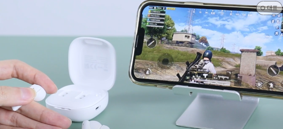 QCY 블루투스 이어폰 연결방법