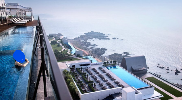 아난티 코브 인피니티 풀 사진