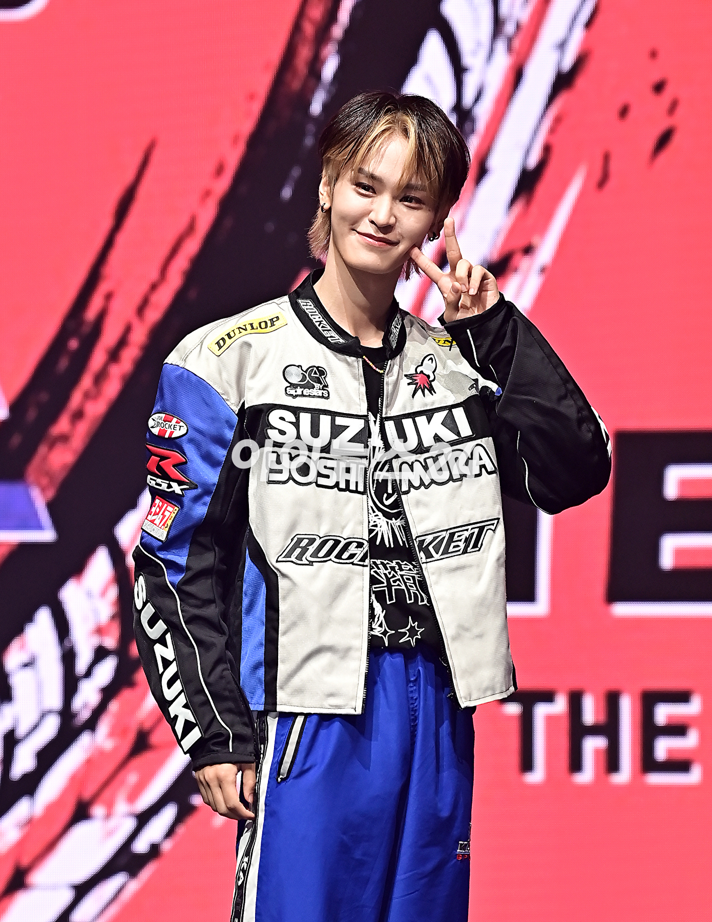 그룹 템페스트(TEMPEST) 태래가 20일 오후 서울 목동 로운아트홀에서 열린 첫 번째 싱글 앨범 '폭풍 속으로' 쇼케이스에서 포토타임을 갖고 있다. [사진=곽영래 기자]