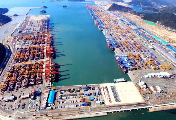 부산신항 다이버