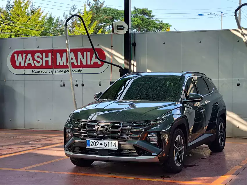 세 시간에 걸쳐 안팎을 닦고 유막 제거, 발수 코팅도 해줬습니다.