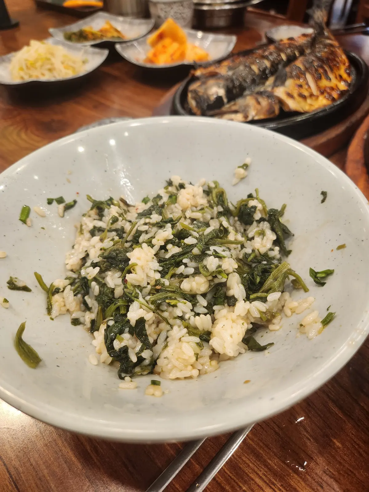 일산-중산동-줄서서먹는-맛집-고봉산시래기-곤드레-솥밥-덜어논-그릇