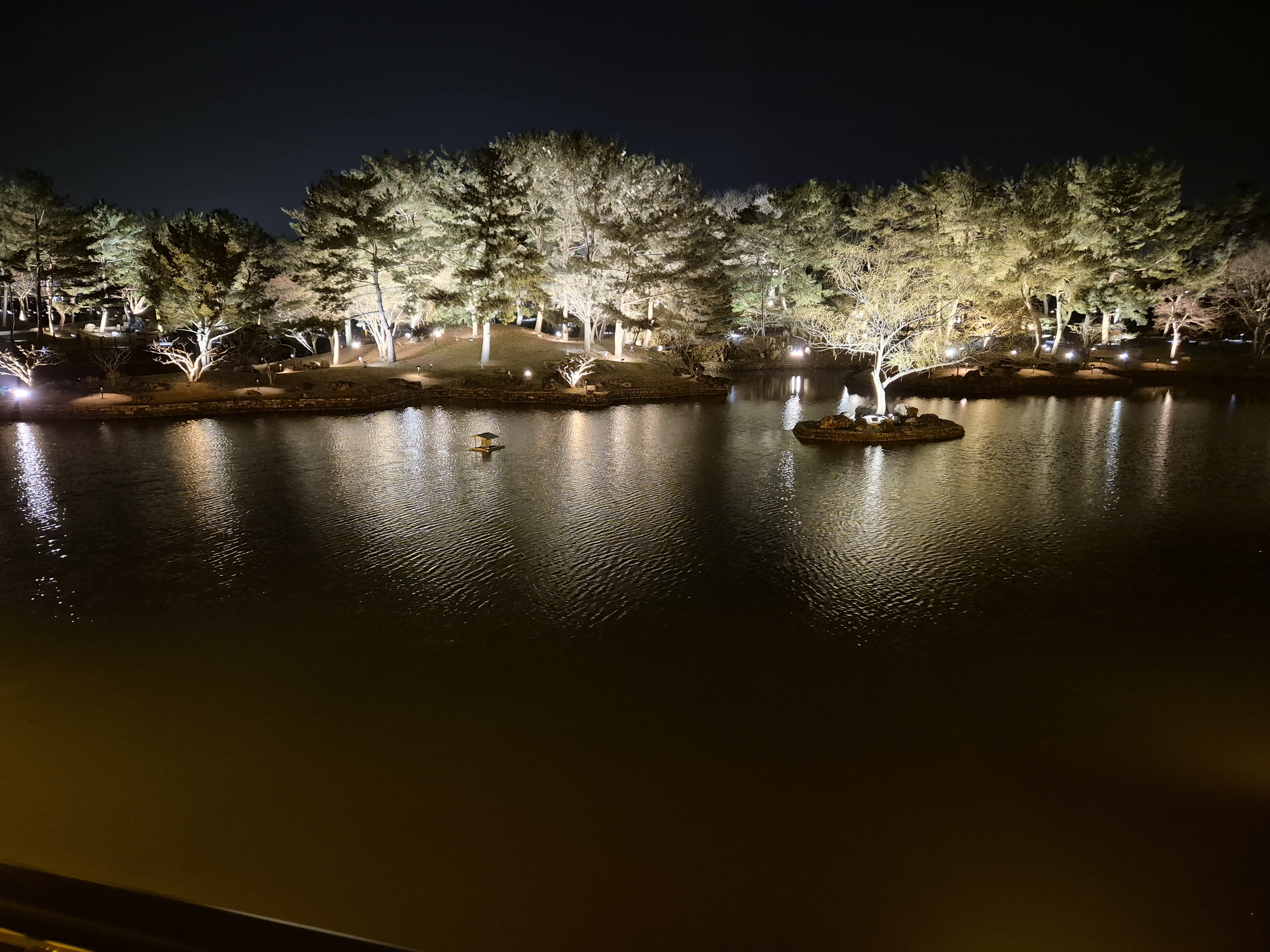 경주 야경 동궁과 월지 (안압지) 사진