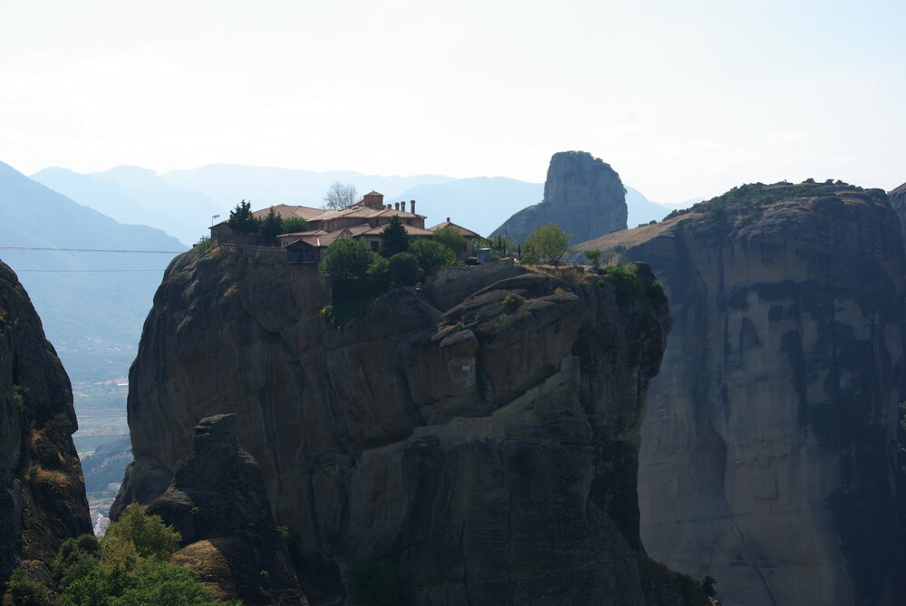 그리스 메테오라 Meteora 유네스코 세계문화유산 아테네 수도원 아타나시오스 바르람 루사누