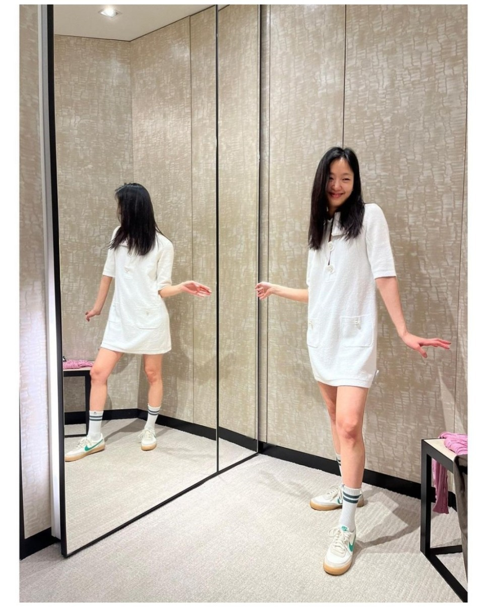 김고은처럼 꾸미는 나이키 킬샷 2: 데일리룩부터 트렌디한 스타일링까지 완성하는 완벽 가이드