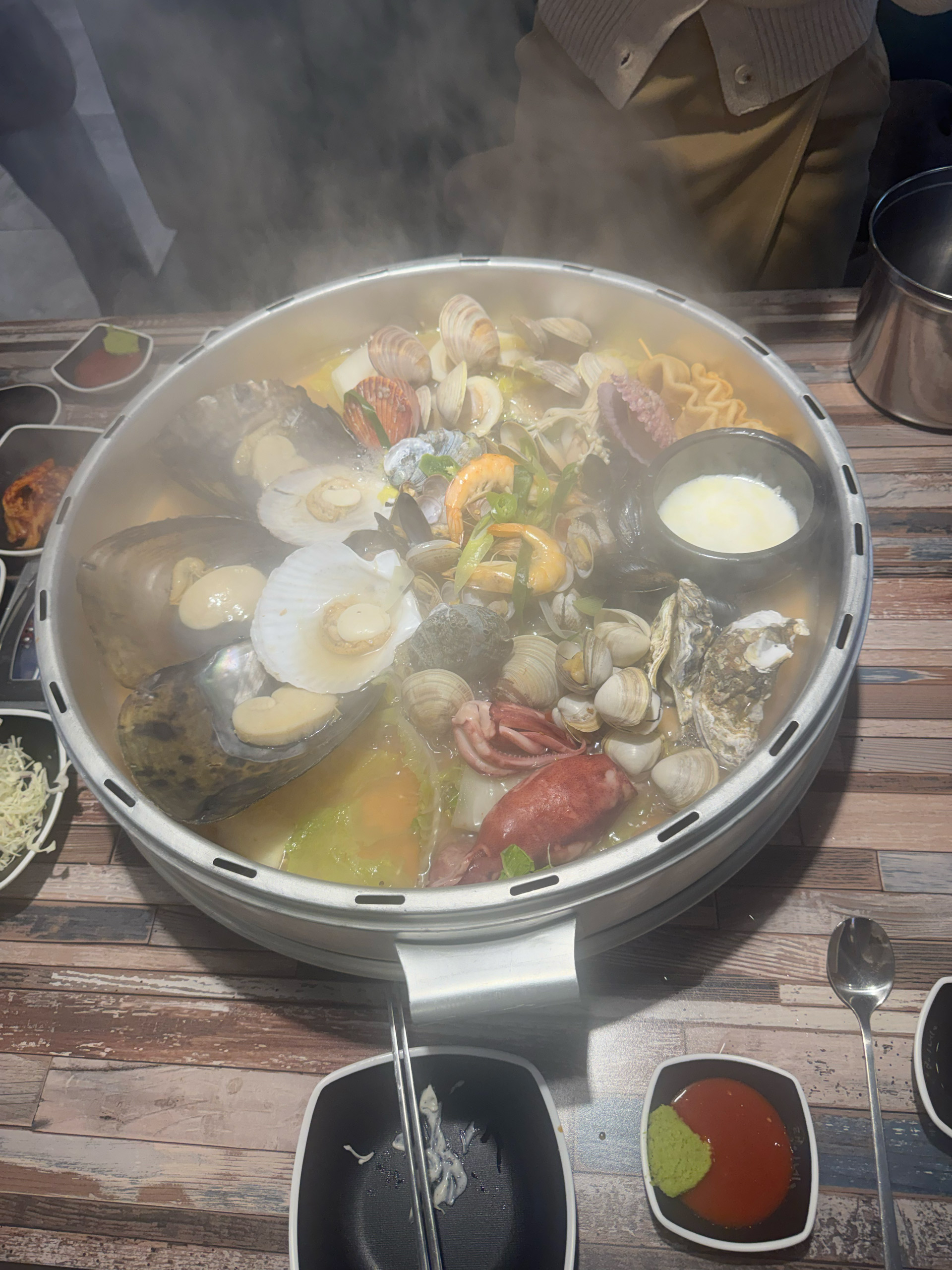 택이제 조개전골