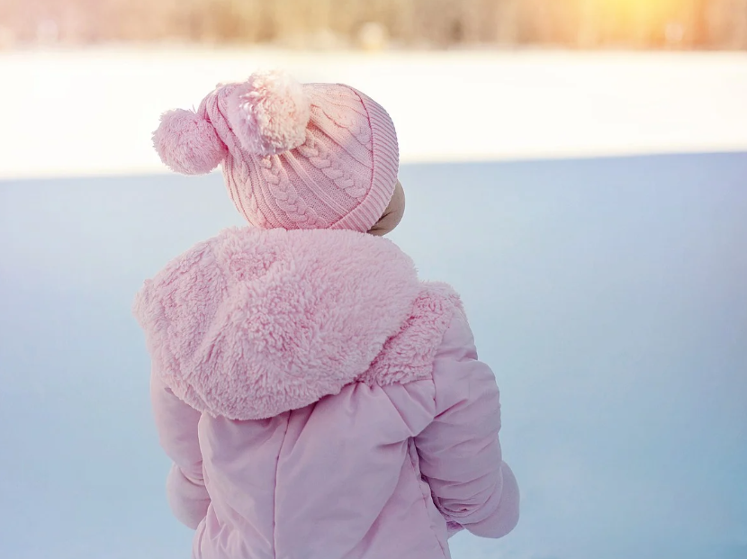 겨울철 여행 필수 아이템: 방한용품, 카메라, 보험