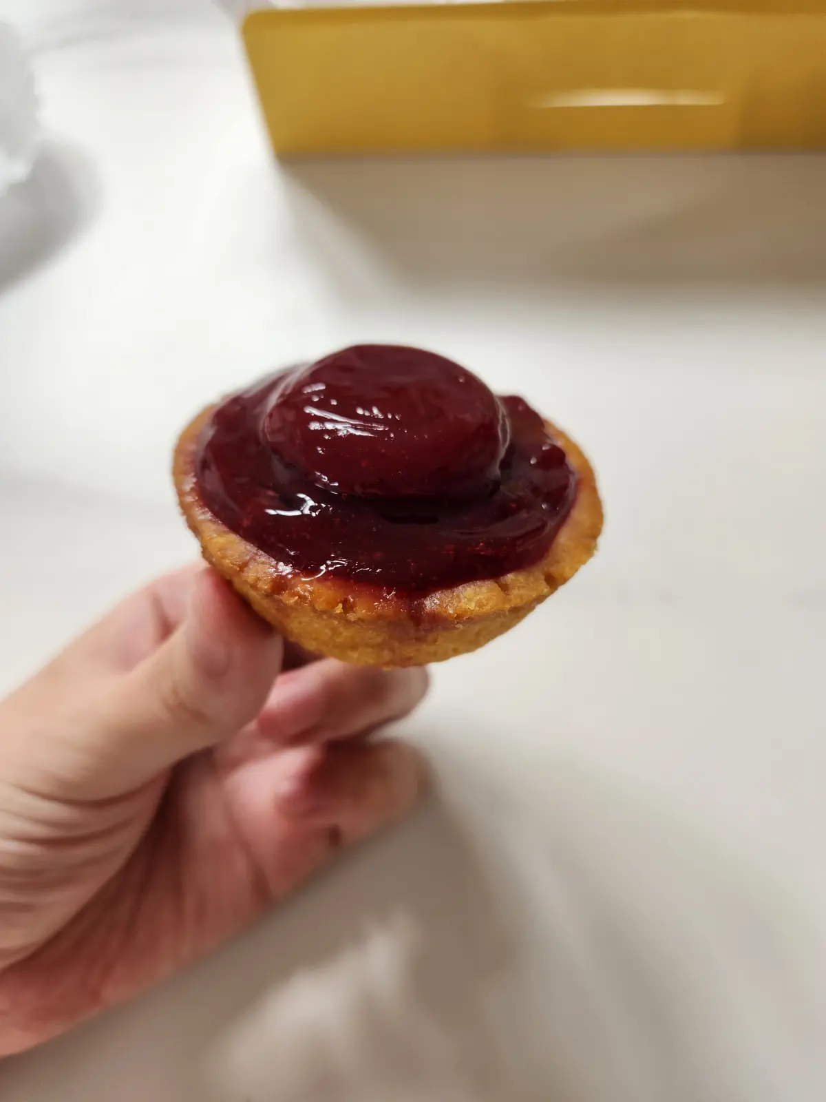 서울-종로-서촌-에그타르트-디저트-맛집-통인스윗-라즈베리-타르트-테이크-아웃