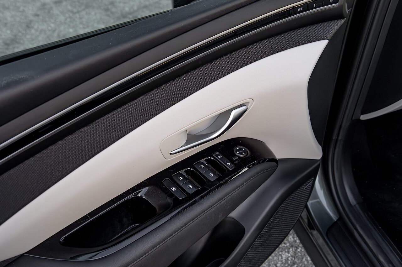 2024년형 투싼 하이브리드 내부디자인