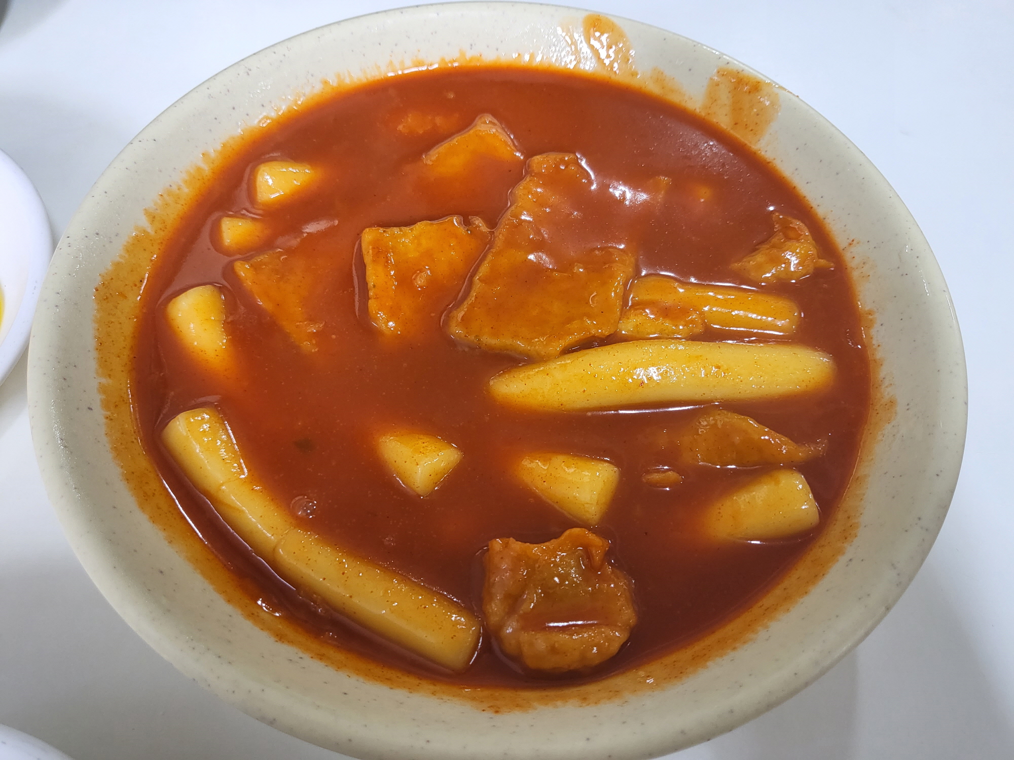 맷돌칼국수 - 떡볶이