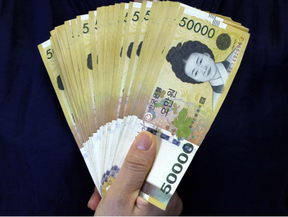 적금과 예금, 진짜 뭐가 더 이득일까?