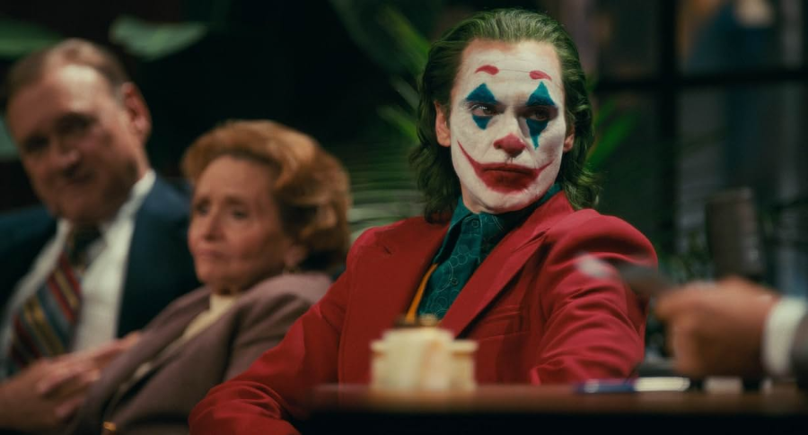 영화 조커 핵심포인트 사람들에게 웃음과 행복을 선사하는 최고, 최악의 코미디언