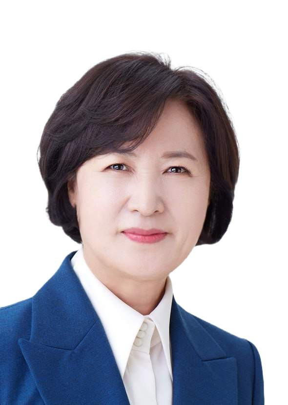추미애 경기도지사 취임 프로필 나이 학력 고향 남편 아들 공약 관련주 완벽 총정리