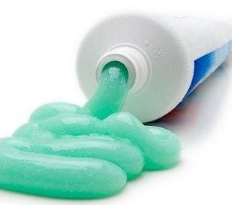 옷에 묻은 비비크림 지우기