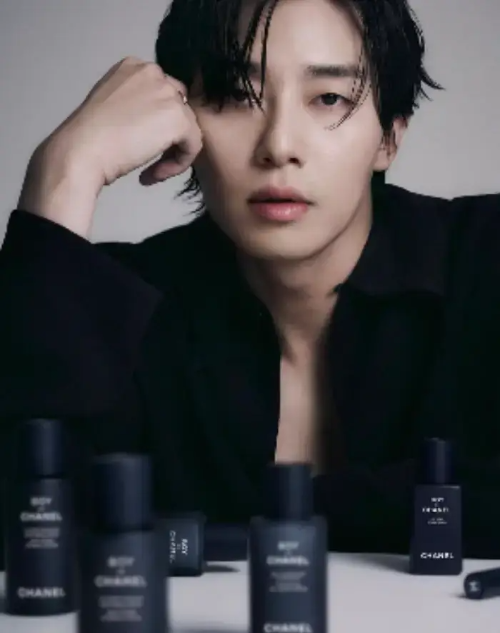 배우-박서준-사진