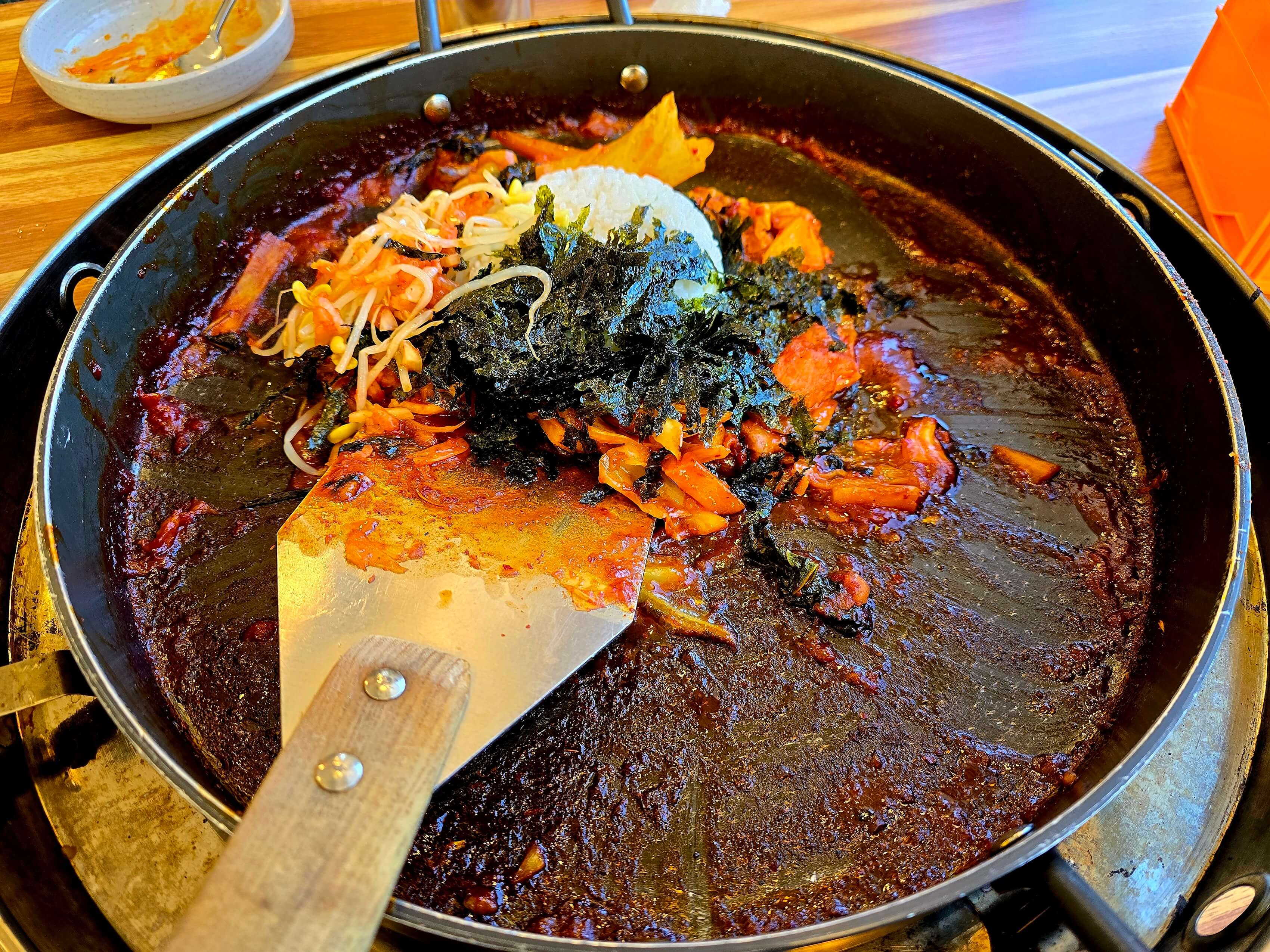 자연숯불닭갈비