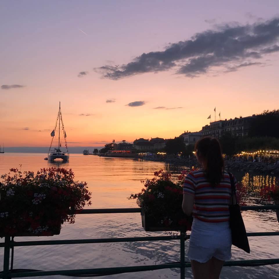 스위스-뷔베-야경