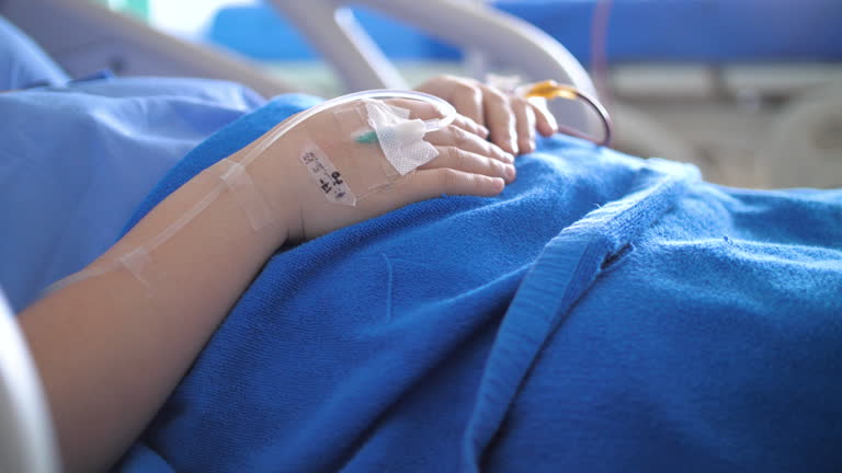 알레르기나 전신 반응이 보인다면 반드시 병원을 방문해야 합니다